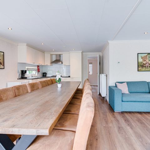 Group accommodation 14 persons - Beach House