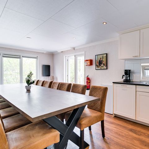 Group accommodation 14 persons - Beach House