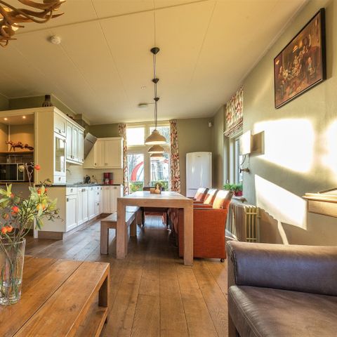 HOUSE 12 people - Foresters