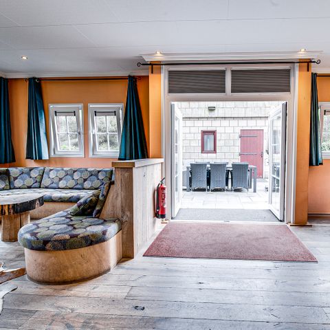 Group accommodation 18 persons - Eeserburcht