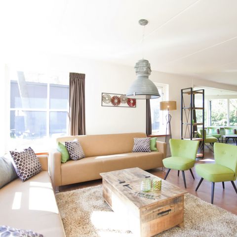 Group accommodation 18 persons - Luxury family villa