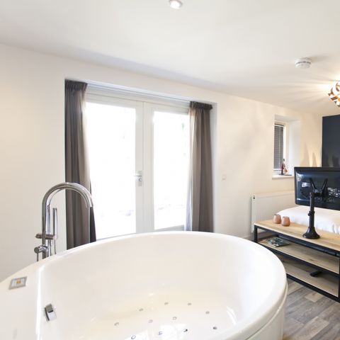 BEDROOM 2 people - Hotel room Comfort Room Deluxe