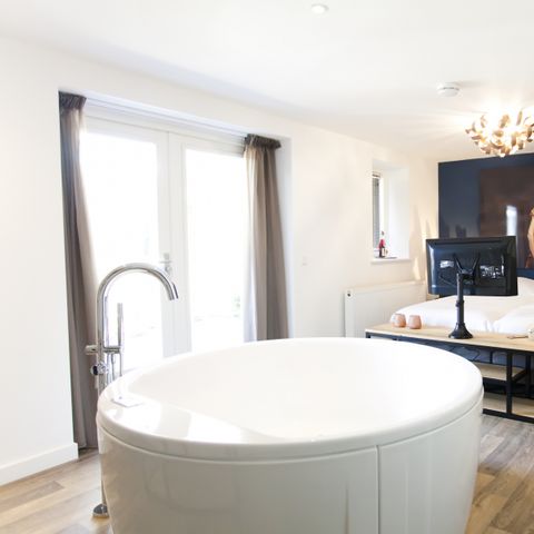 BEDROOM 2 people - Hotel room Comfort Room Deluxe