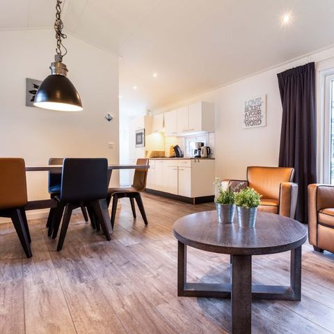 HOUSE 5 people - Pearl