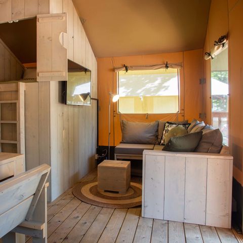 Canvas and wooden tent 6 persons