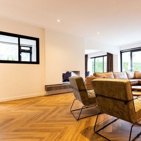 HOUSE 14 people - Wellness (hot tub)