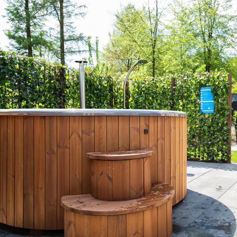 HOUSE 6 people - Module Special 6 people Hot tub