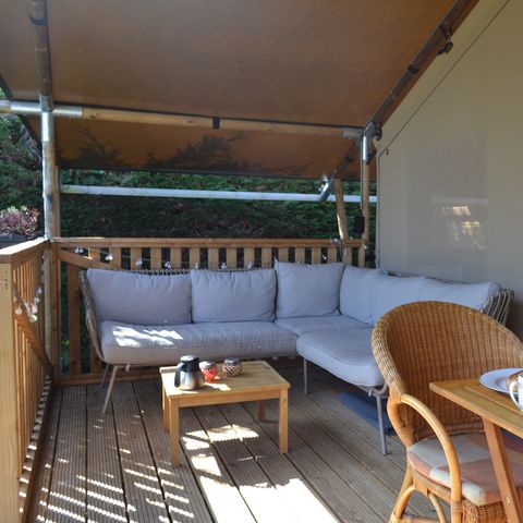 CANVAS AND WOOD TENT 4 people