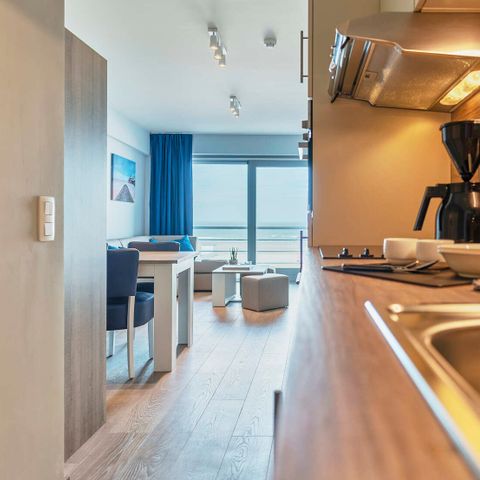 APARTMENT 4 people - Comfort | Bedroom - Sleeping area | Balcony - Sea view