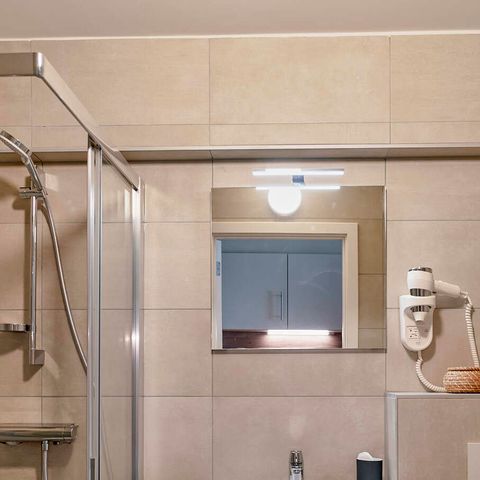 APARTMENT 4 people - Comfort | Bedroom - Sleeping area | Balcony - Sea view