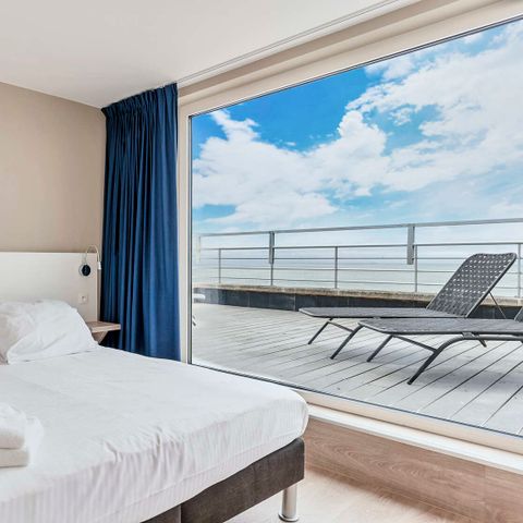 Group apartment 10 persons - Unique penthouse with sea view