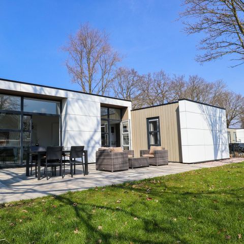 Bungalow 4 persons - L-cube