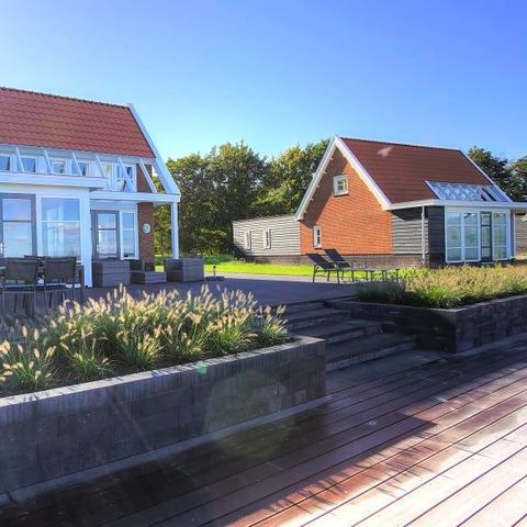 BUNGALOW 6 people - Premium Villa Waterfront 6