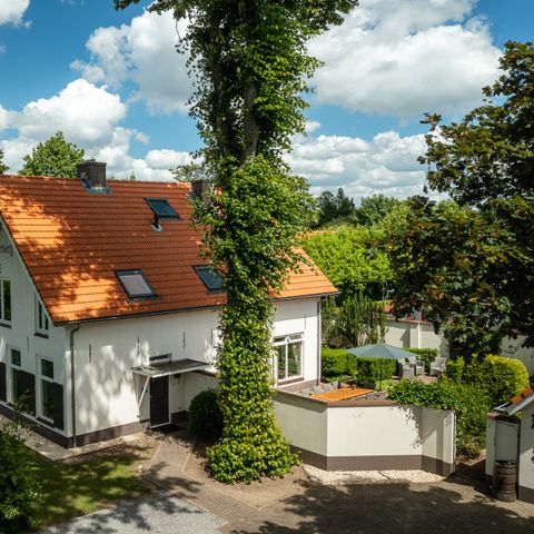 Group accommodation 20 persons - The Inn - Private Cinema & Sauna