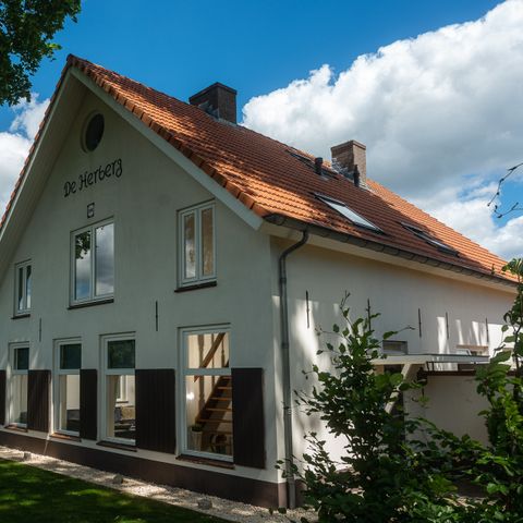 Group accommodation 20 persons - The Inn - Private Cinema & Sauna
