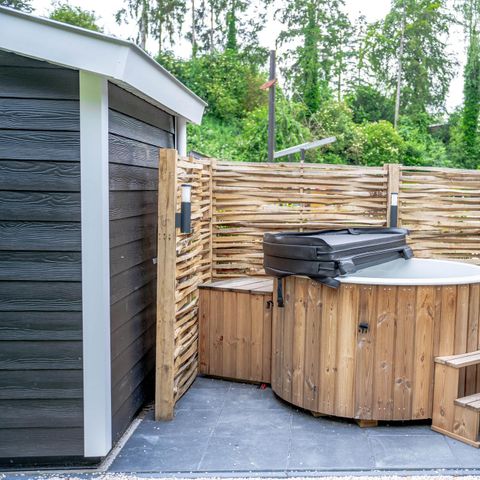 LODGE 6 people - Family with hot tub