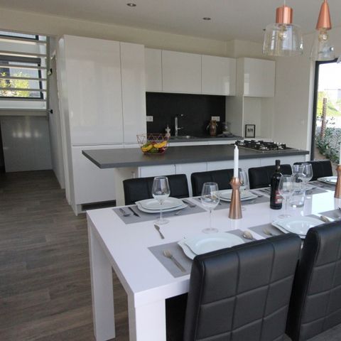 HOUSE 8 people - Cube Magnifique