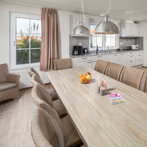 Group accommodation 10 persons - Watervilla 10A