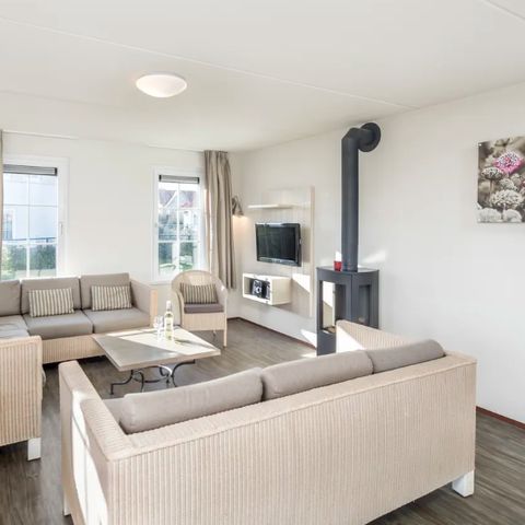 Group accommodation 10 persons - Villa 10A