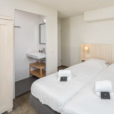 Group accommodation 10 persons - Villa 10A