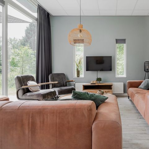 BUNGALOW 8 people - the Heathen Butterfly