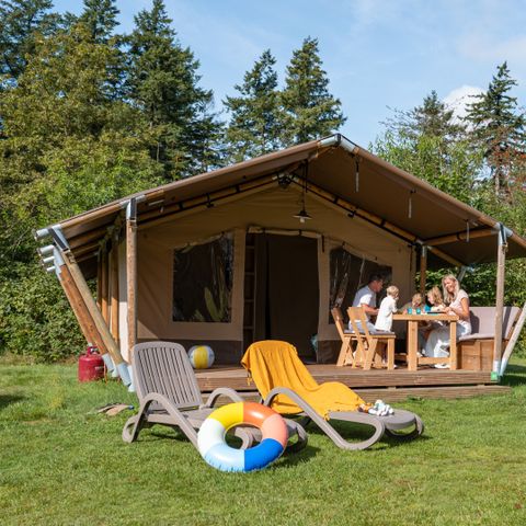 Canvas and wooden tent 5 persons - the Reeënsprong (3+2)