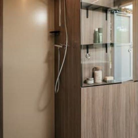 Pitch - With a luxury en-suite bathroom