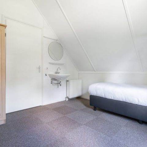 House 6 persons - Beech Red