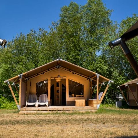 Canvas and wooden tent 5 persons - the Wind Rose
