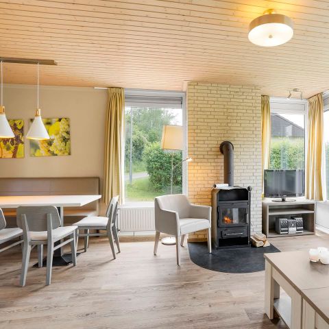 Bungalow 8 persons - 8B