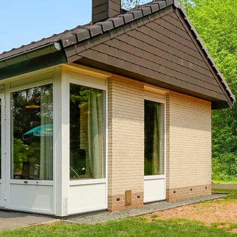 Bungalow 8 persons - 8B