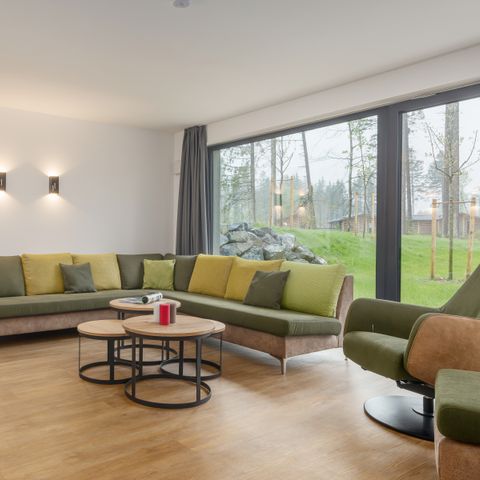 HOUSE 12 people - Exclusive AG1434