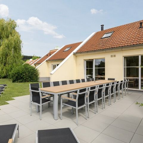 HOUSE 20 people - Cottage sleeps 20