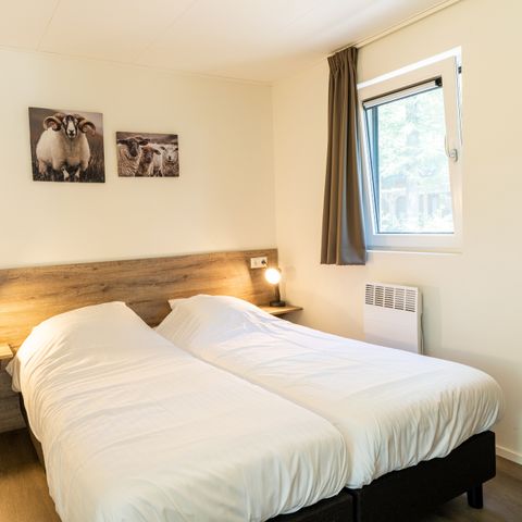 BUNGALOW 5 people - Heath Lodge Eco with hot tub or Jacuzzi and Sauna