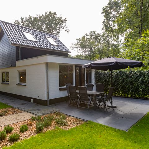 Bungalow 6 persons - with hot tub or Jacuzzi and sauna