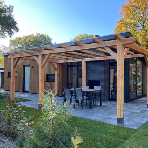 Bungalow 6 persons - Birch Lodge Eco with hot tub and sauna