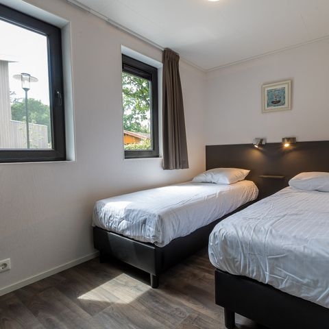 Bungalow 6 persons - Forest Lodge 75 with hot tub and sauna