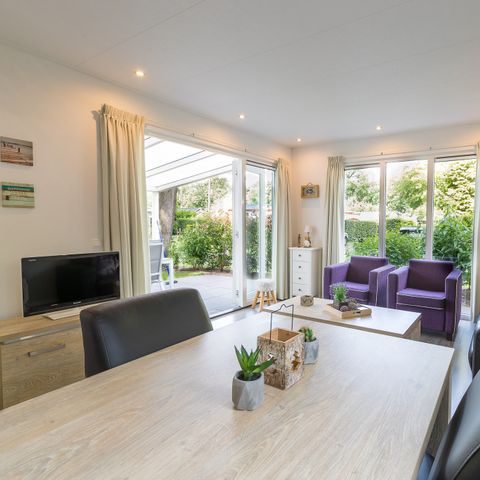 Bungalow 4 persons - Park Lodge with hot tub