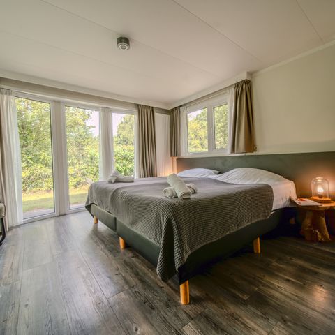 STUDIO 2 people - Meadow