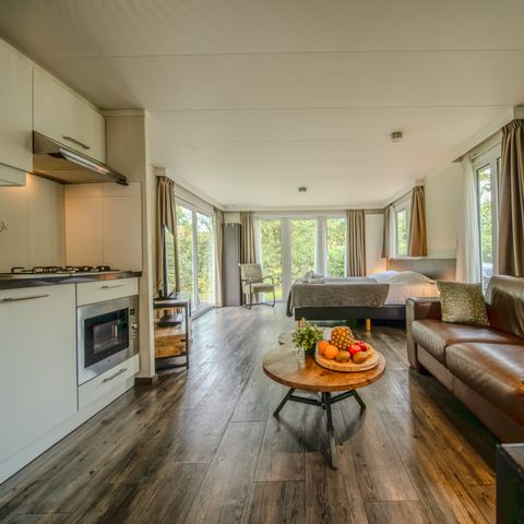 STUDIO 2 people - Meadow