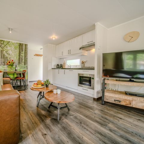 STUDIO 2 people - Meadow