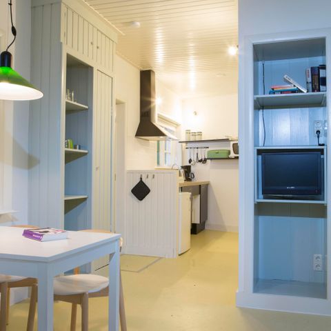 BUNGALOW 2 people - Monumental with hot tub