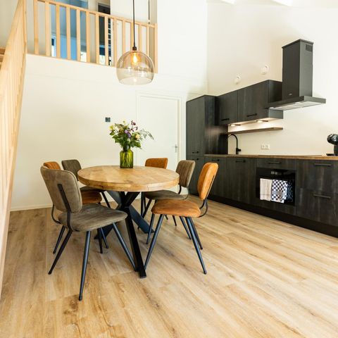 BUNGALOW 6 people - Deluxe with hot tub