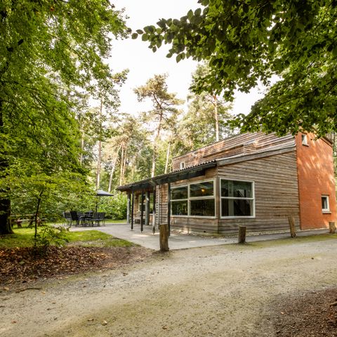 Group accommodation 11 persons - Wellness family home with hot tub