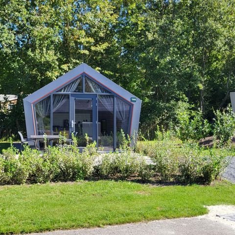 UNUSUAL ACCOMMODATION 4 people - Solo Retreat