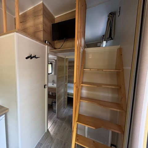 UNUSUAL ACCOMMODATION 4 people