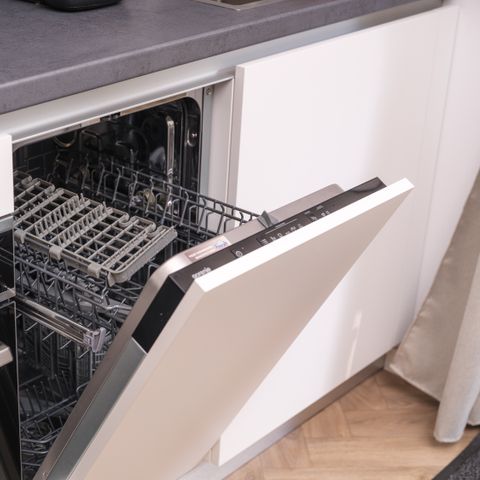 UNUSUAL ACCOMMODATION 2 people