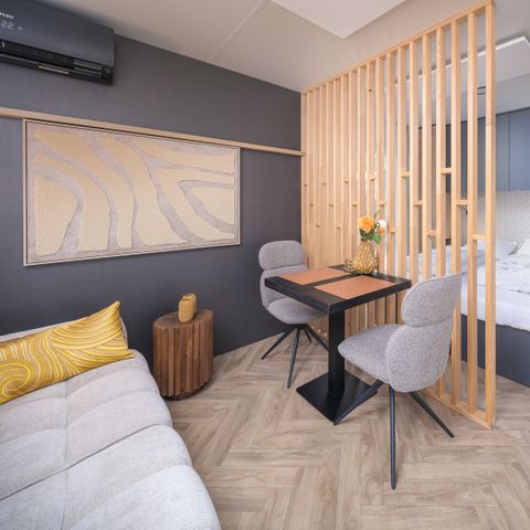 UNUSUAL ACCOMMODATION 2 people