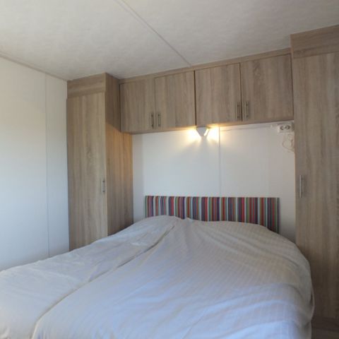 MOBILE HOME 4 people - with waterside terrace