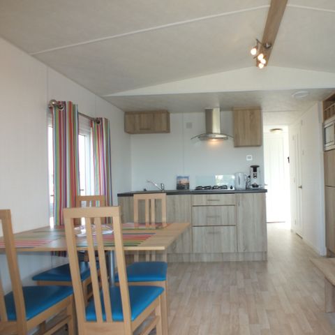 MOBILE HOME 4 people - with waterside terrace